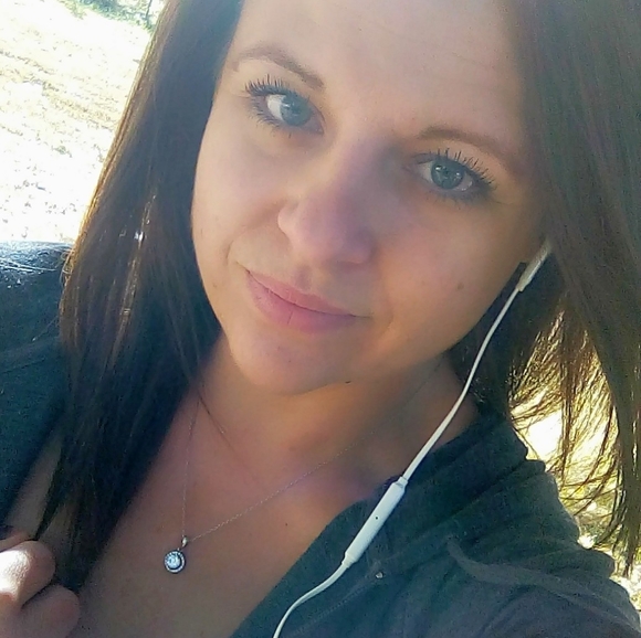 Meet your Posher, Amber ann - Picture 12 of 12